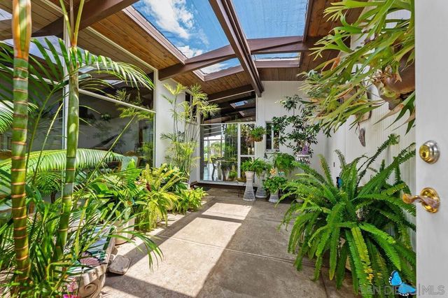 4473 Charger Blvd, San Diego, CA 92117