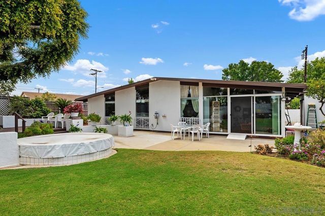 4473 Charger Blvd, San Diego, CA 92117