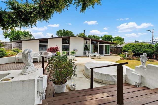 4473 Charger Blvd, San Diego, CA 92117