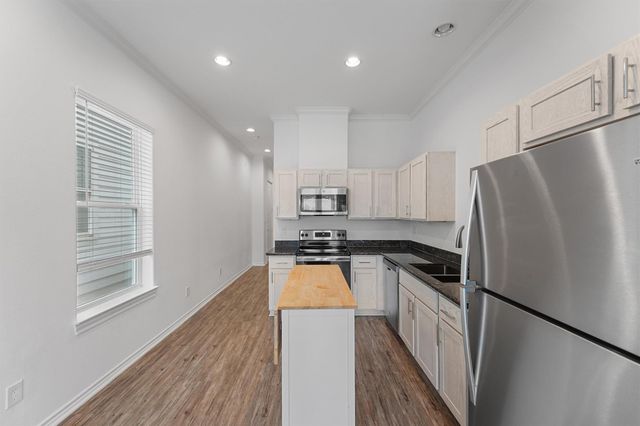3227 Real Street B, Houston, TX 77087