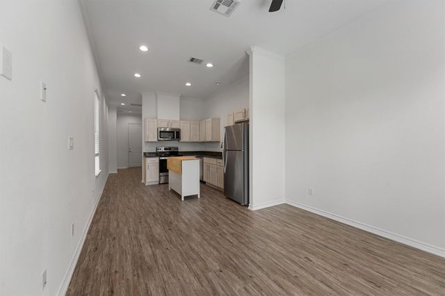 3227 Real Street B, Houston, TX 77087