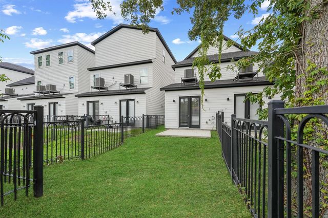 3227 Real Street B, Houston, TX 77087