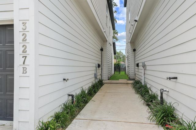 3227 Real Street B, Houston, TX 77087