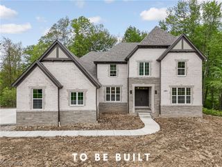 5070 Neptune Drive, Solon, OH 44139