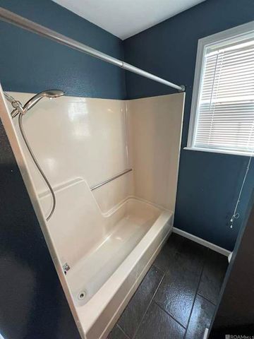 8725 Fairoaks St, Denham Springs, LA 70726