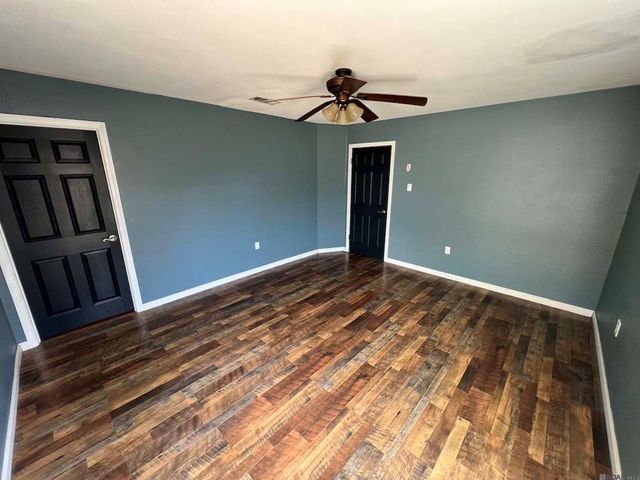 8725 Fairoaks St, Denham Springs, LA 70726