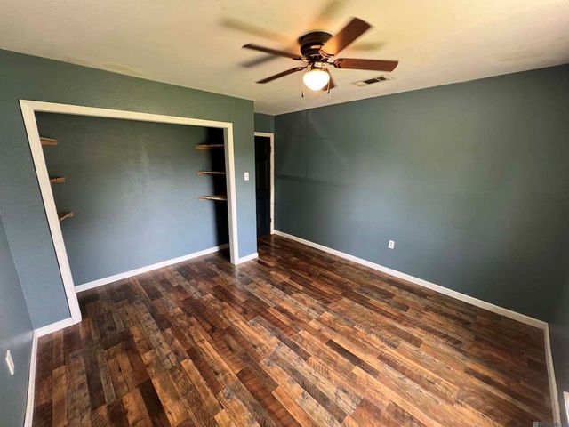 8725 Fairoaks St, Denham Springs, LA 70726