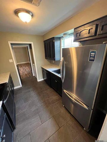 8725 Fairoaks St, Denham Springs, LA 70726