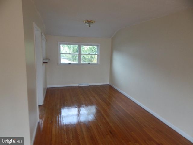 319 MONROE AVE, Edgewater Park, NJ 08010