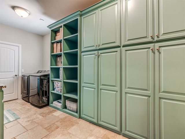 4311 Moorgate Drive, Norman, OK 73072