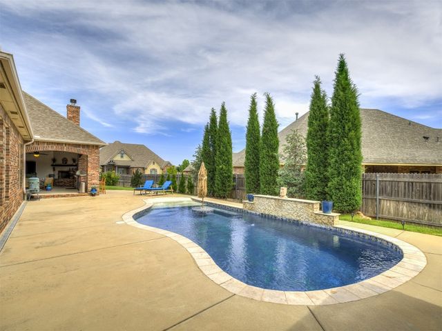 4311 Moorgate Drive, Norman, OK 73072