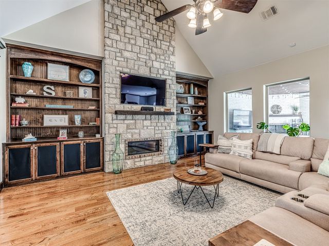 4311 Moorgate Drive, Norman, OK 73072
