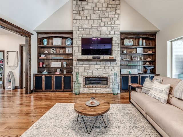 4311 Moorgate Drive, Norman, OK 73072