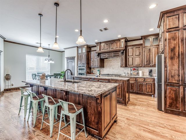 4311 Moorgate Drive, Norman, OK 73072