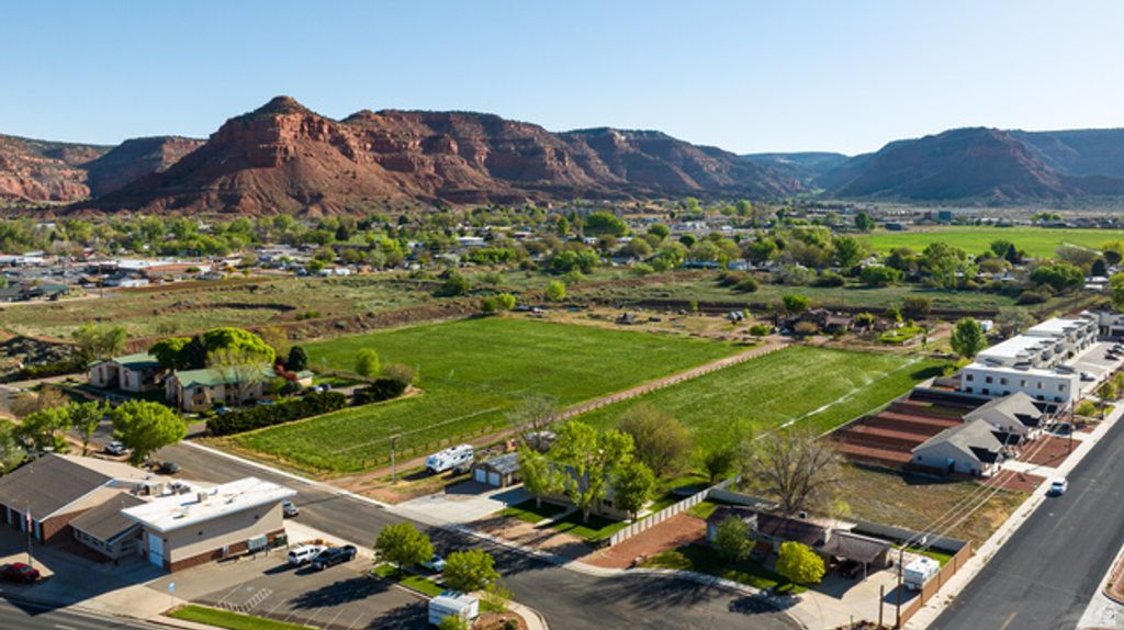 Image 39 of property listing at 611 S 175 E, Kanab, UT 84741