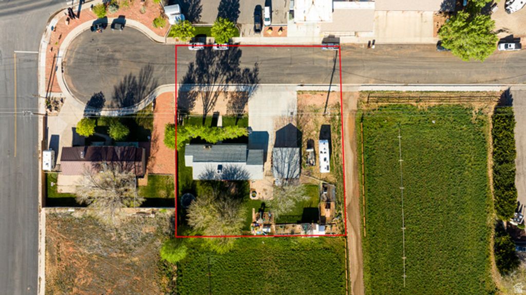 Image 44 of property listing at 611 S 175 E, Kanab, UT 84741