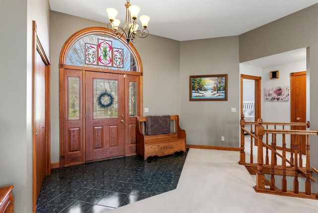 489 Braatz DRIVE, Kewaskum, WI 53040