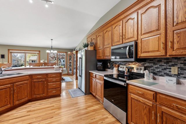 489 Braatz DRIVE, Kewaskum, WI 53040