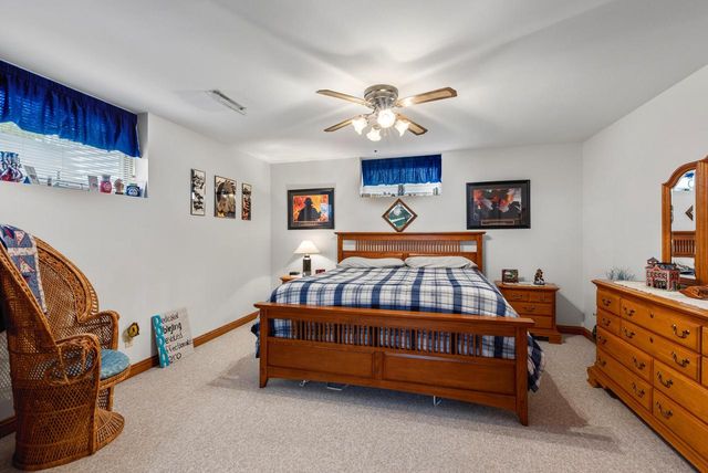 489 Braatz DRIVE, Kewaskum, WI 53040
