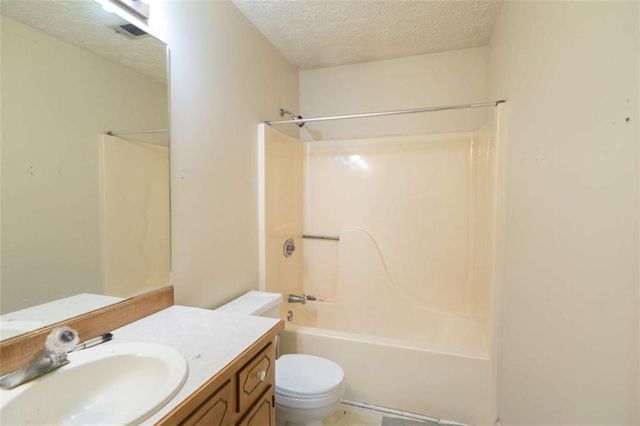 585 Cowan Road, Covington, GA 30016