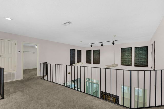 905 Woodbriar Court, Fort Walton Beach, FL 32547