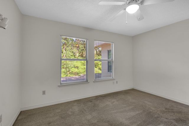 905 Woodbriar Court, Fort Walton Beach, FL 32547