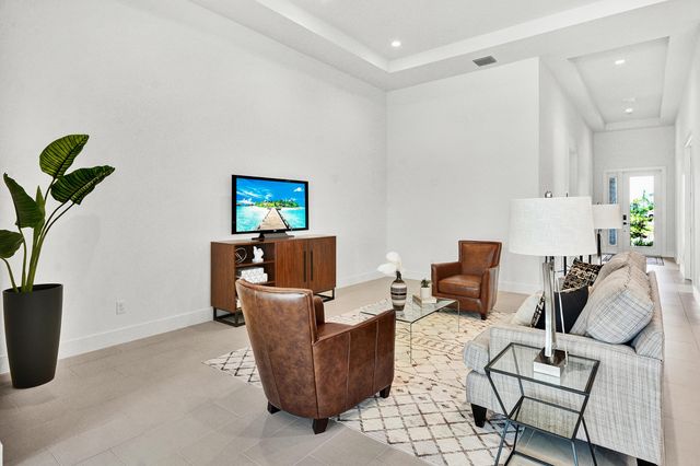 10005 Driftwood Way, Palm Beach Gardens, FL 33412