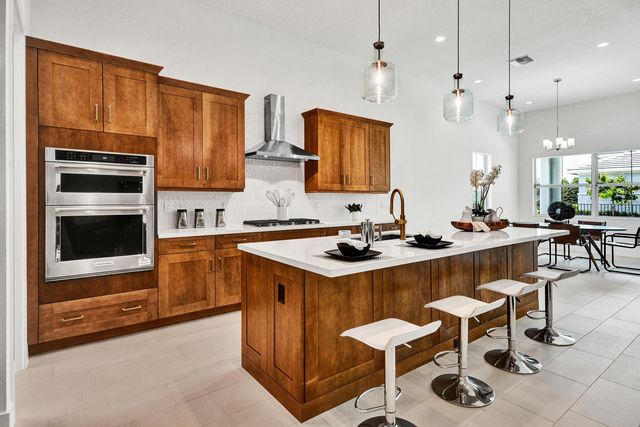 10005 Driftwood Way, Palm Beach Gardens, FL 33412