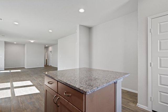 122 Bluestem DR, Elgin, TX 78621