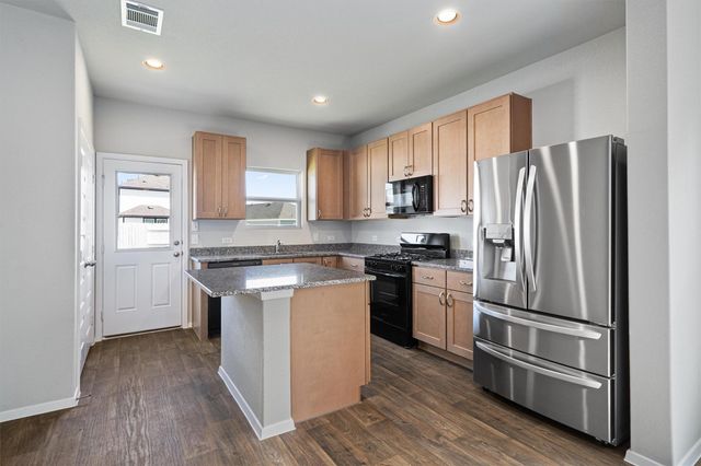 122 Bluestem DR, Elgin, TX 78621