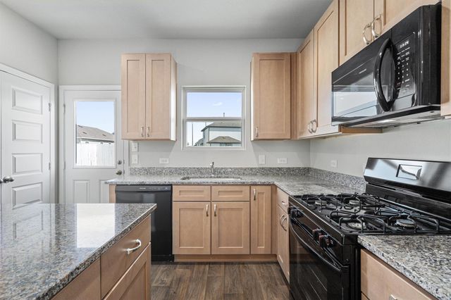 122 Bluestem DR, Elgin, TX 78621