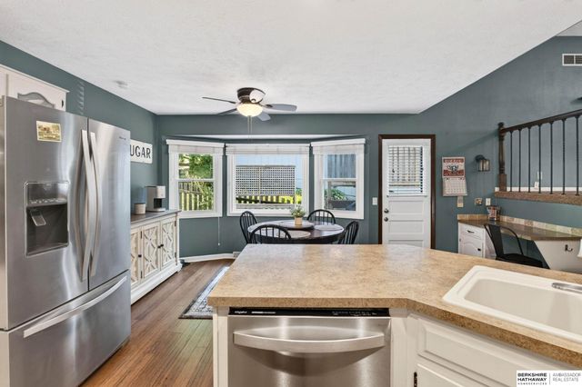 409 Greenbriar Court, Bellevue, NE 68005