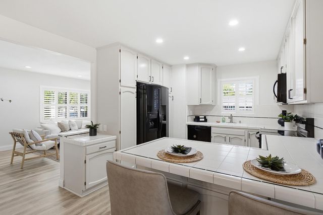 316 Evelyn Ave, Roseville, CA 95678