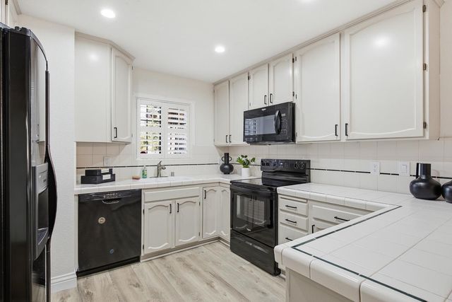 316 Evelyn Ave, Roseville, CA 95678