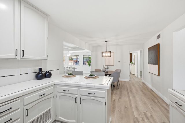 316 Evelyn Ave, Roseville, CA 95678