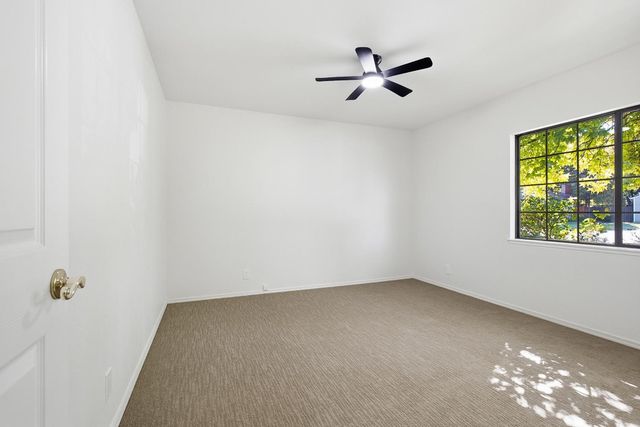 316 Evelyn Ave, Roseville, CA 95678