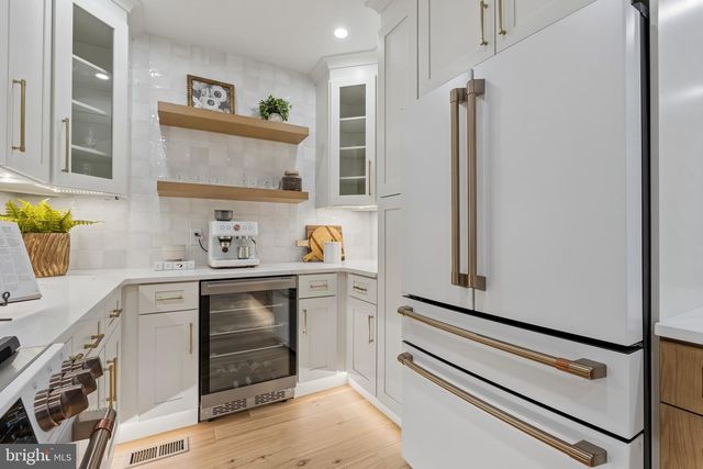 249 BROOKLINE BLVD, Havertown, PA 19083