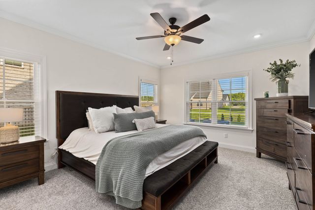 4032 Edmond Dr, Murfreesboro, TN 37127