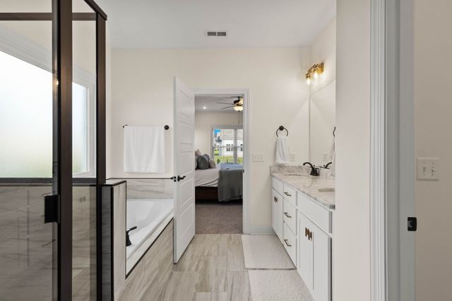 4032 Edmond Dr, Murfreesboro, TN 37127