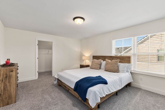 4032 Edmond Dr, Murfreesboro, TN 37127