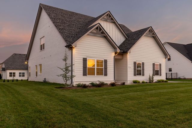 4032 Edmond Dr, Murfreesboro, TN 37127