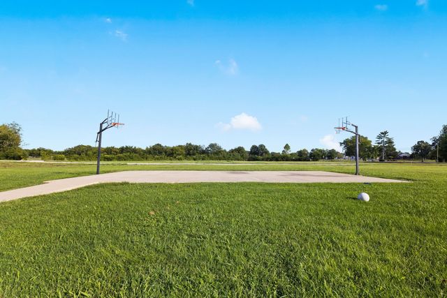 4032 Edmond Dr, Murfreesboro, TN 37127