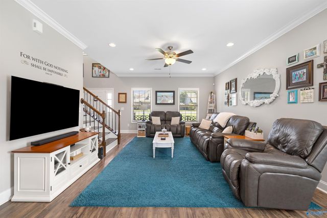 76 Nicole Drive, Decatur, AL 35603