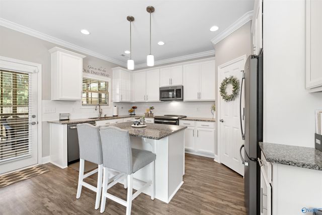 76 Nicole Drive, Decatur, AL 35603