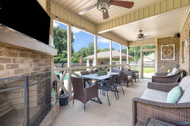 76 Nicole Drive, Decatur, AL 35603