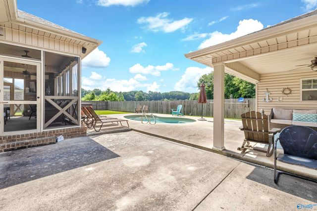 76 Nicole Drive, Decatur, AL 35603