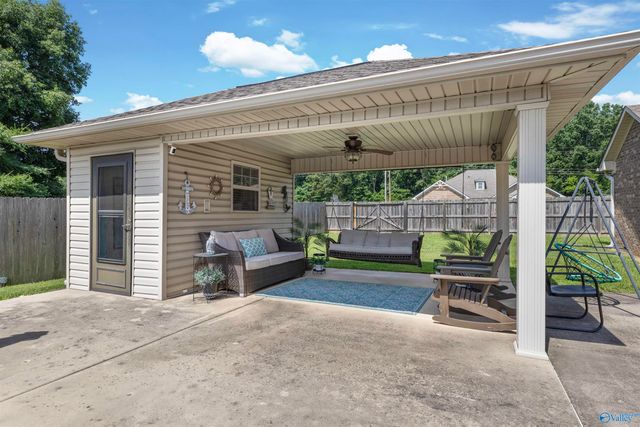 76 Nicole Drive, Decatur, AL 35603