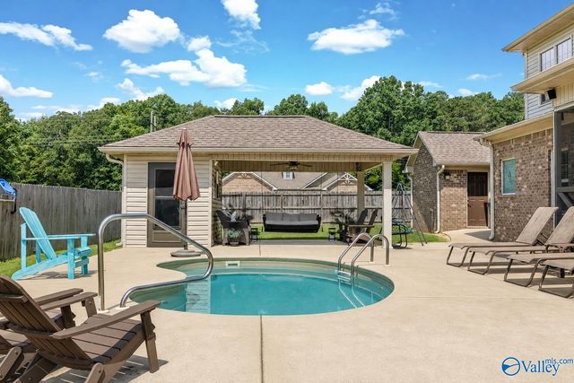 76 Nicole Drive, Decatur, AL 35603