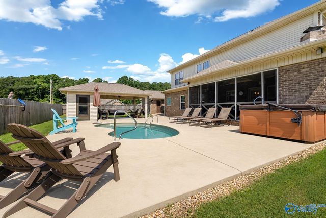 76 Nicole Drive, Decatur, AL 35603