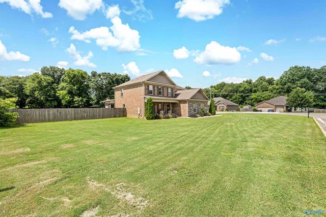 76 Nicole Drive, Decatur, AL 35603
